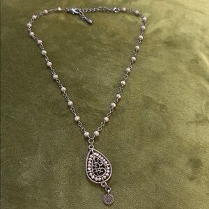 Elegant Silver and Cream Beaded Necklace